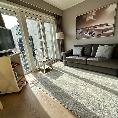 Charming Apartment Direct Access Beach Blankenberge Eksteriør bilde