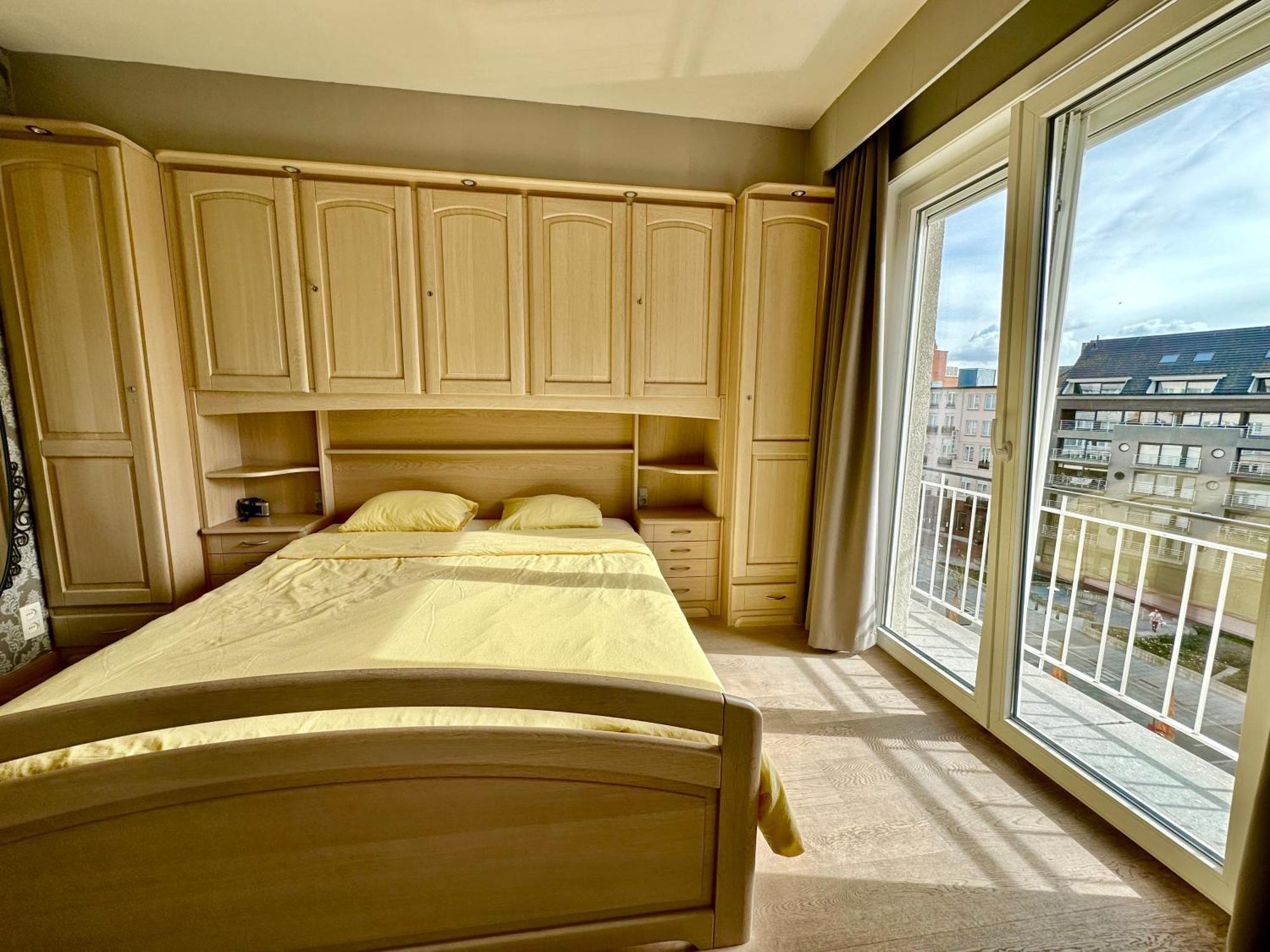 Charming Apartment Direct Access Beach Blankenberge Eksteriør bilde